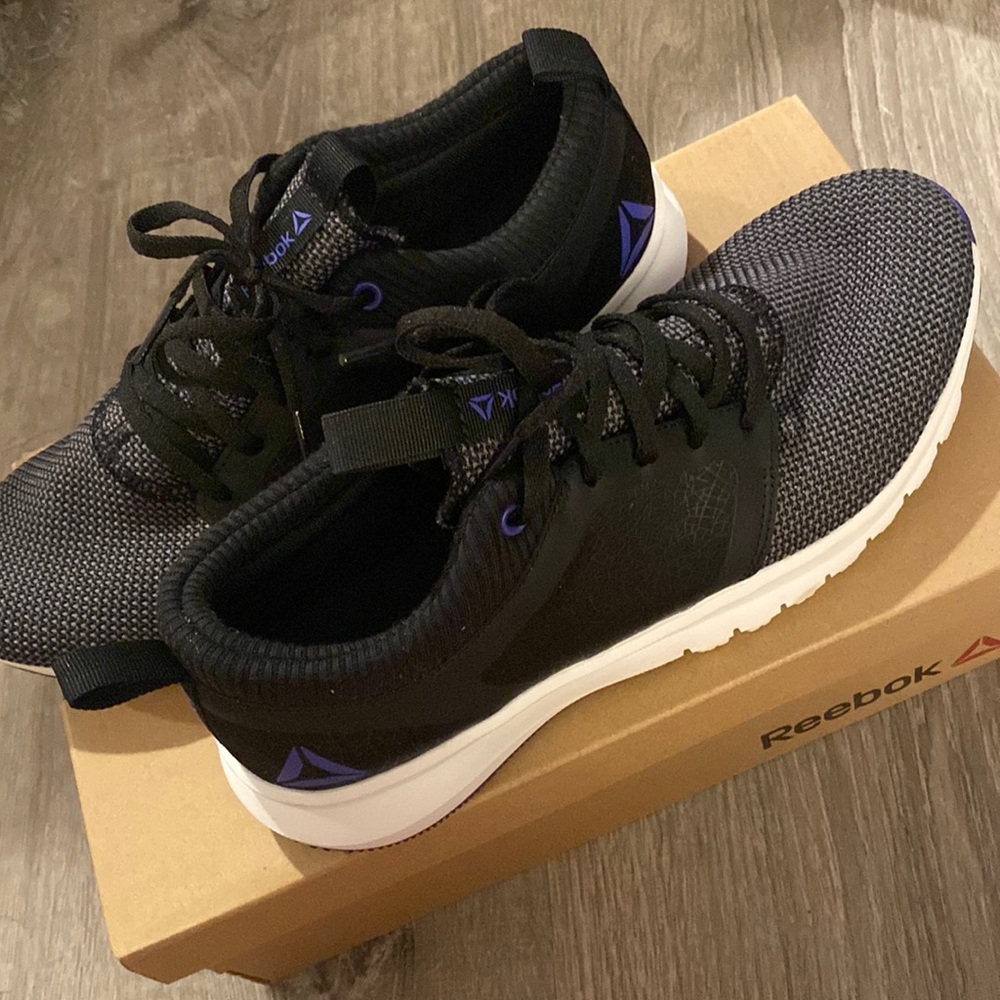 SOLD ❌Reebok Print Athlux Shatr